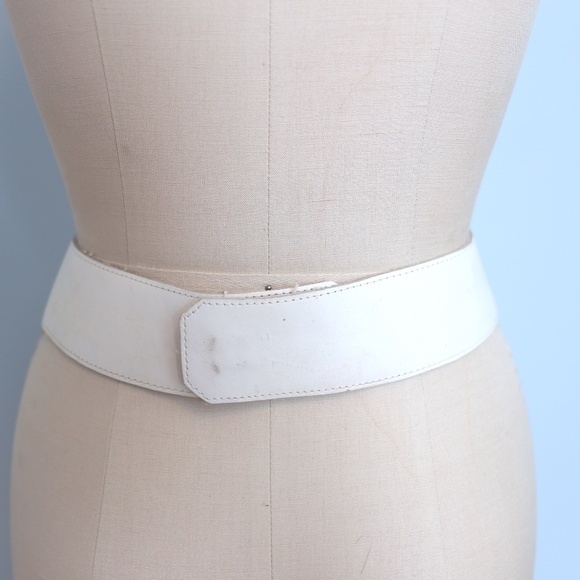 VINTAGE Nina Arjani western inspired turquoise/silver decor leather belt - Picture 4 of 5